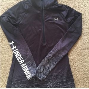 UNDER ARMOUR HALF ZIP PULLOVER